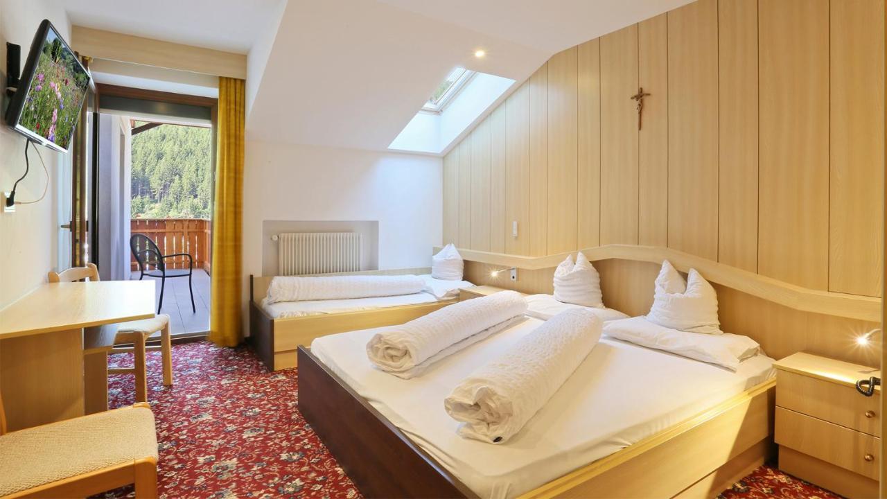 Pension Alpenhof B&B Colle Isarco Extérieur photo